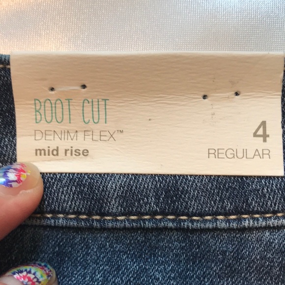 NWT Maurices Mid Rise Boot Cut Denim - Picture 3 of 7